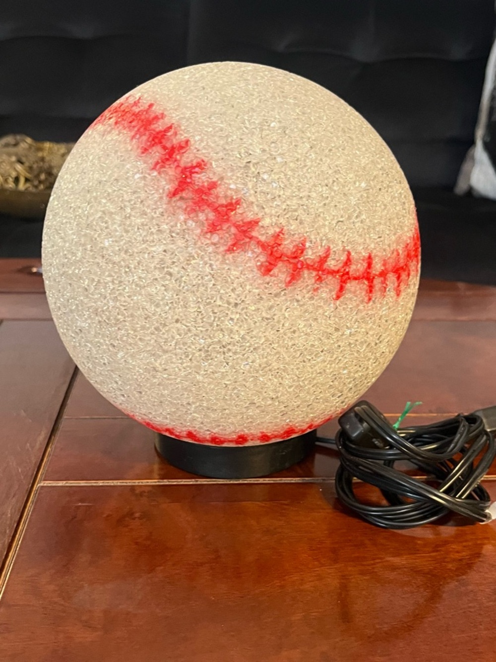 Baseball Stitch Globe Lamp